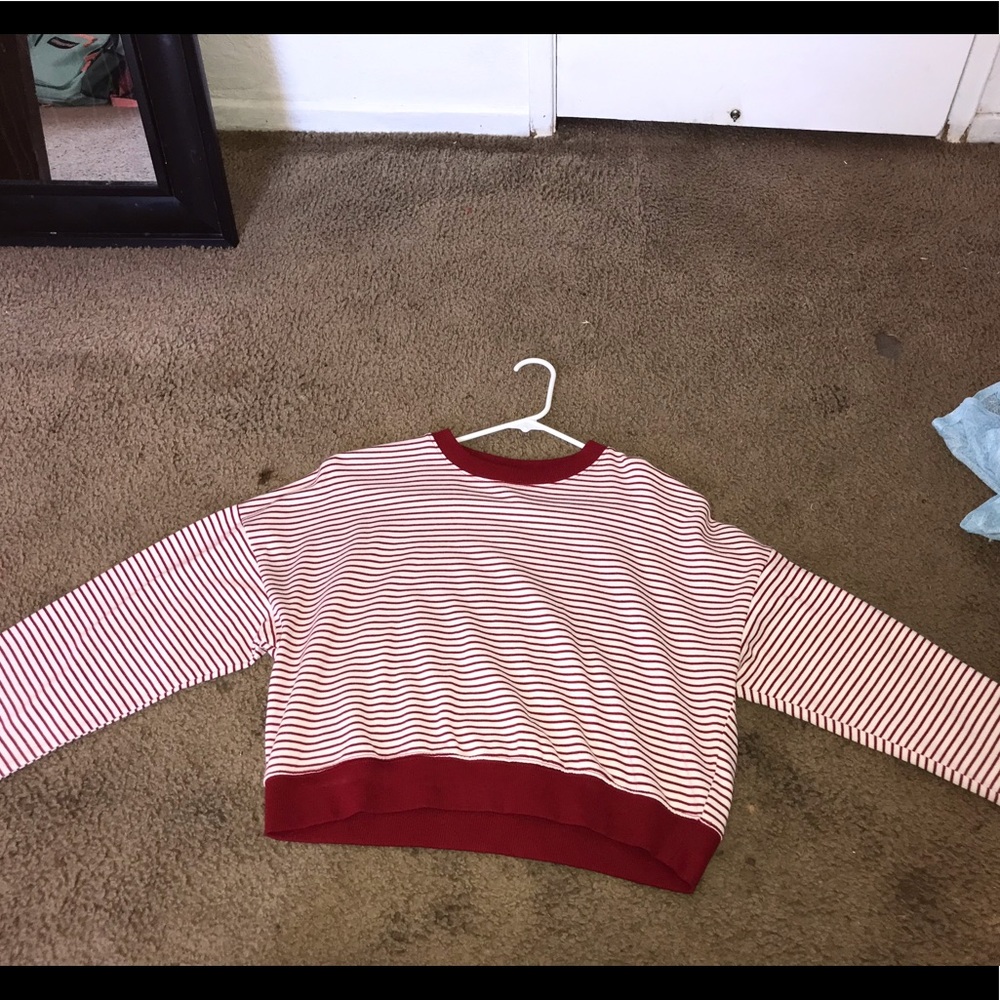 Crop sweater
